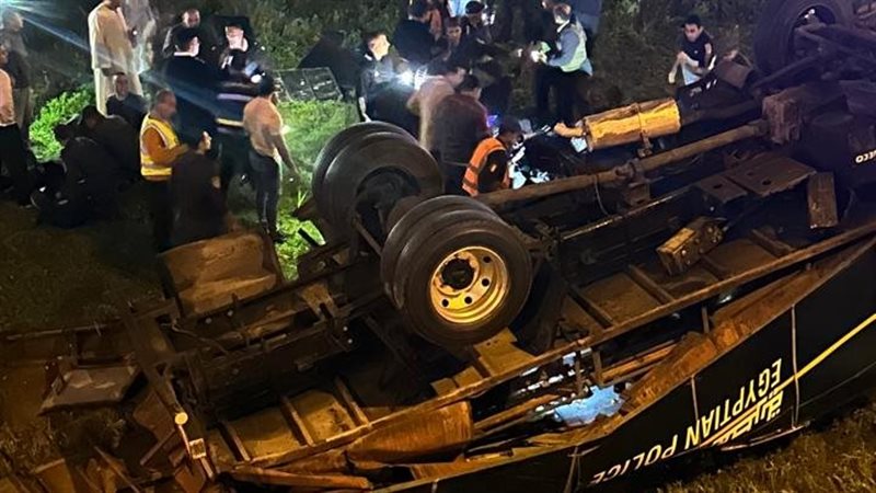 إصابة 23 شخصاً في حادث انقلاب سيارة بالبحيرة