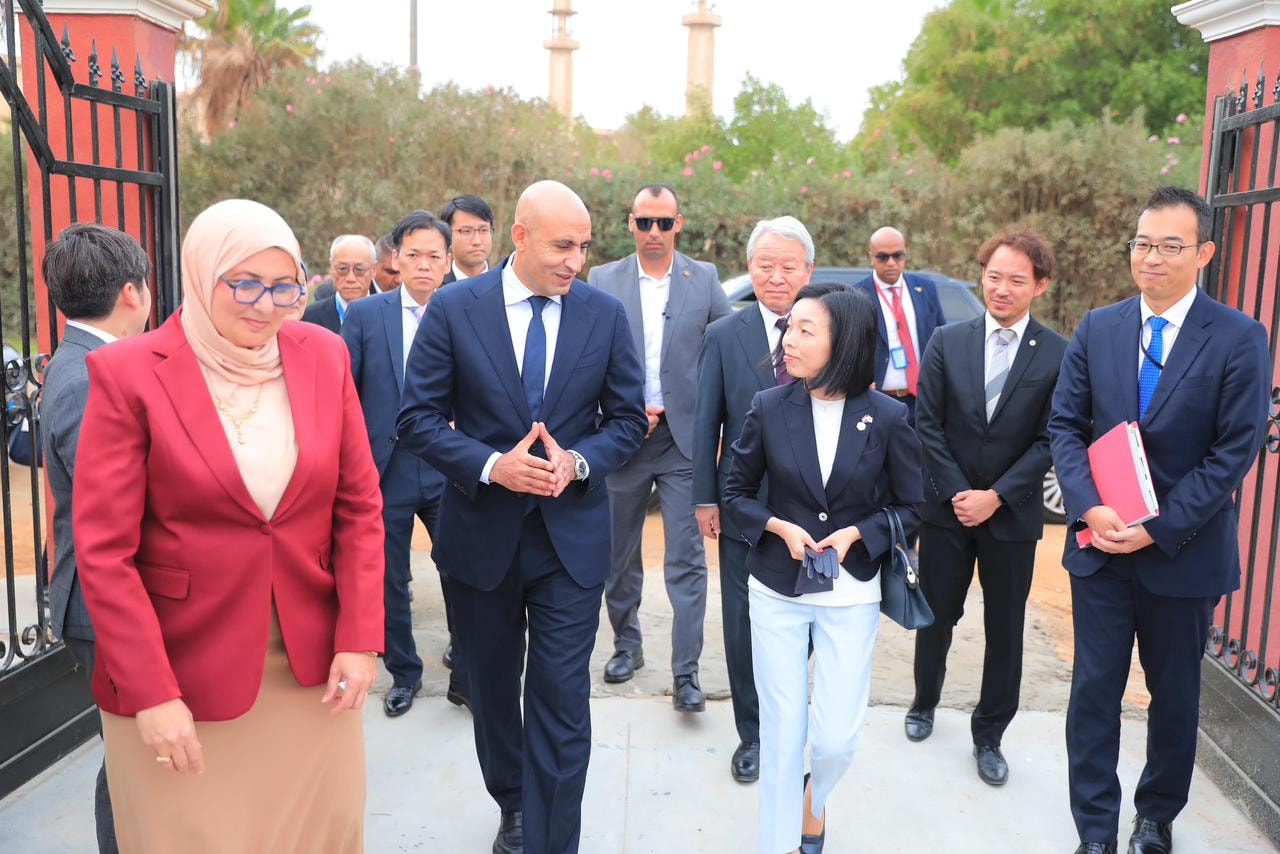وزير التعليم يصطحب أميرة يابانية في زيارة للمدرسة المصرية اليابانية بزهراء مدينة نصر