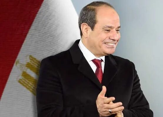 وليد محمد عبداللطيف يهنئ فخامة الرئيس عبدالفتاح السيسي بعيد ميلاده