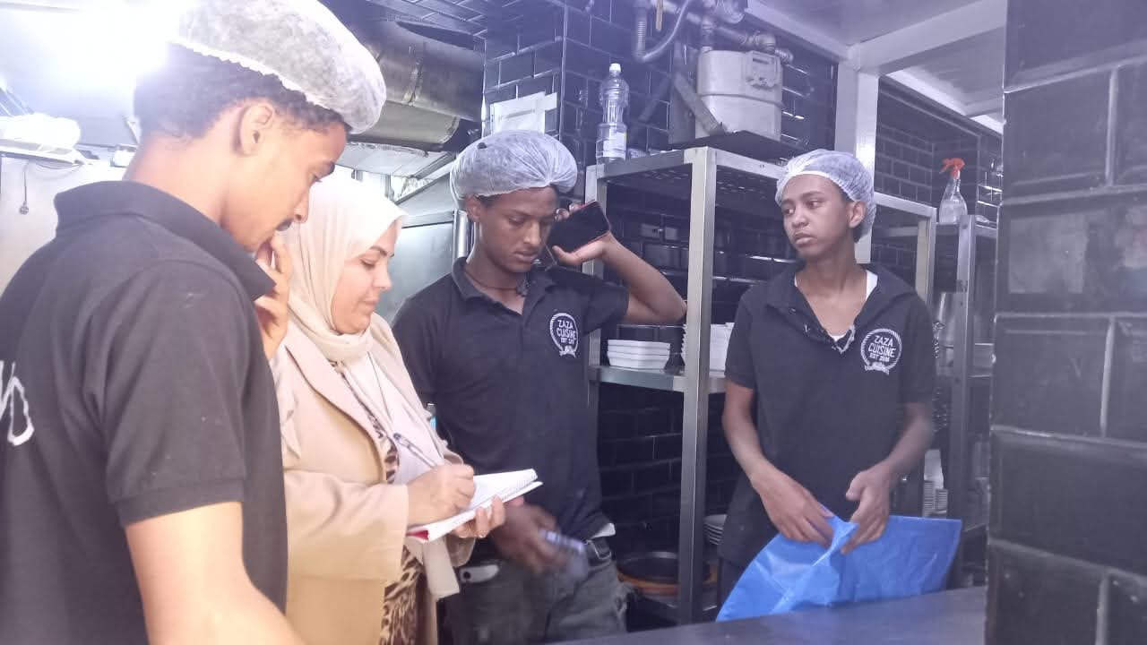 وزارة العمل تواصل حملات التفتيش على المنشآت لمتابعة تطبيق القانون الجديد