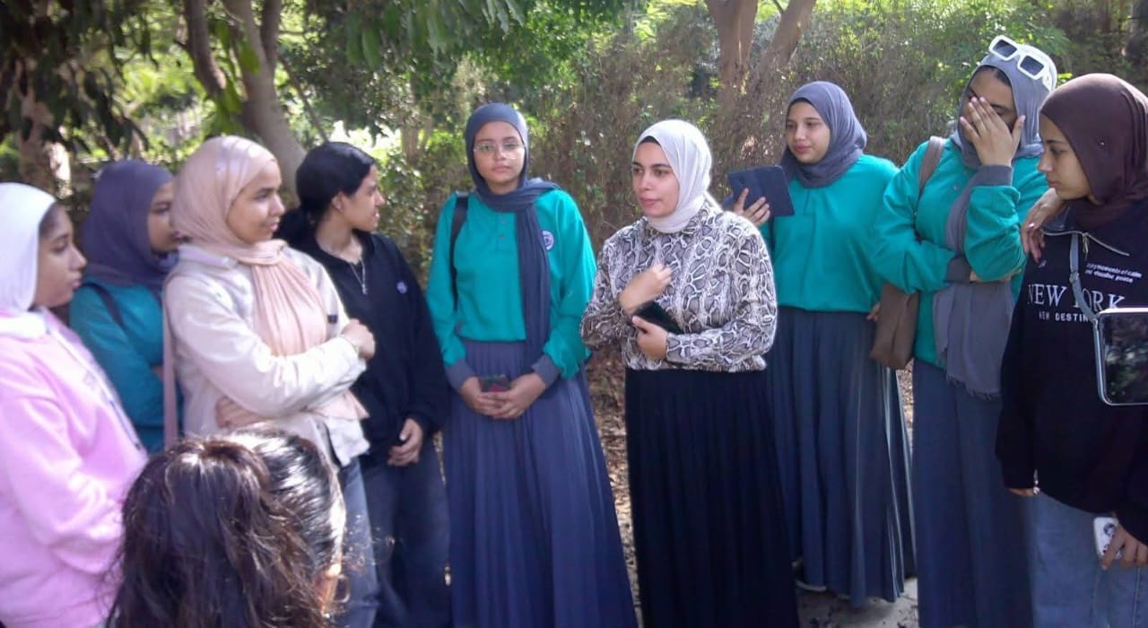 رحلة علمية تثقيفية لطلاب مدرستين من الإسماعيلية إلى كلية العلوم بجامعة قناة السويس