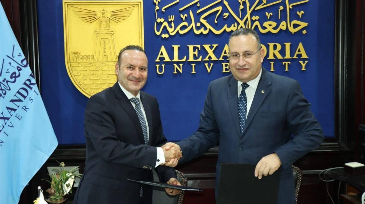 بروتوكول تعاون بين جامعة الإسكندرية ومؤسسة “صحتنا”