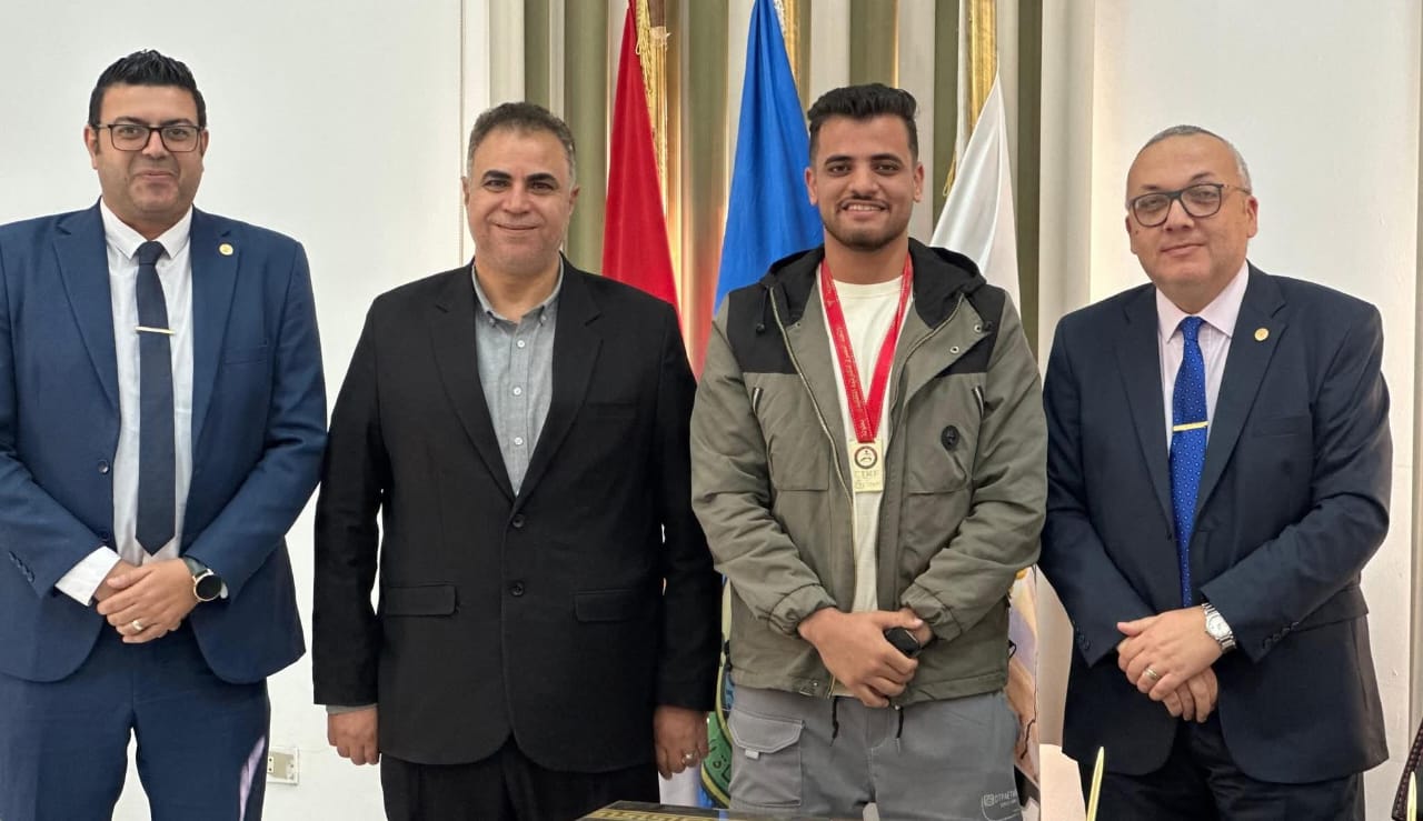 جامعة قناة السويس تحتفي بإنجاز رياضي جديد.. تفاصيل