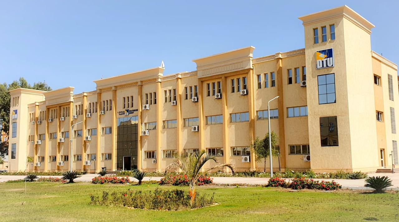 جامعة الدلتا التكنولوجية تفوز بتمويل لأربعة مشروعات تخرج طلابية ضمن مبادرة “تحدي مصر للذكاء الاصطناعي وإنترنت الأشياء"