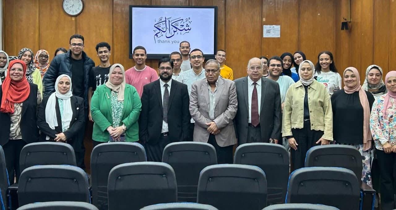 حاسبات ومعلومات عين شمس تستضيف خبير الأمن السيبراني من جامعة إيست لندن