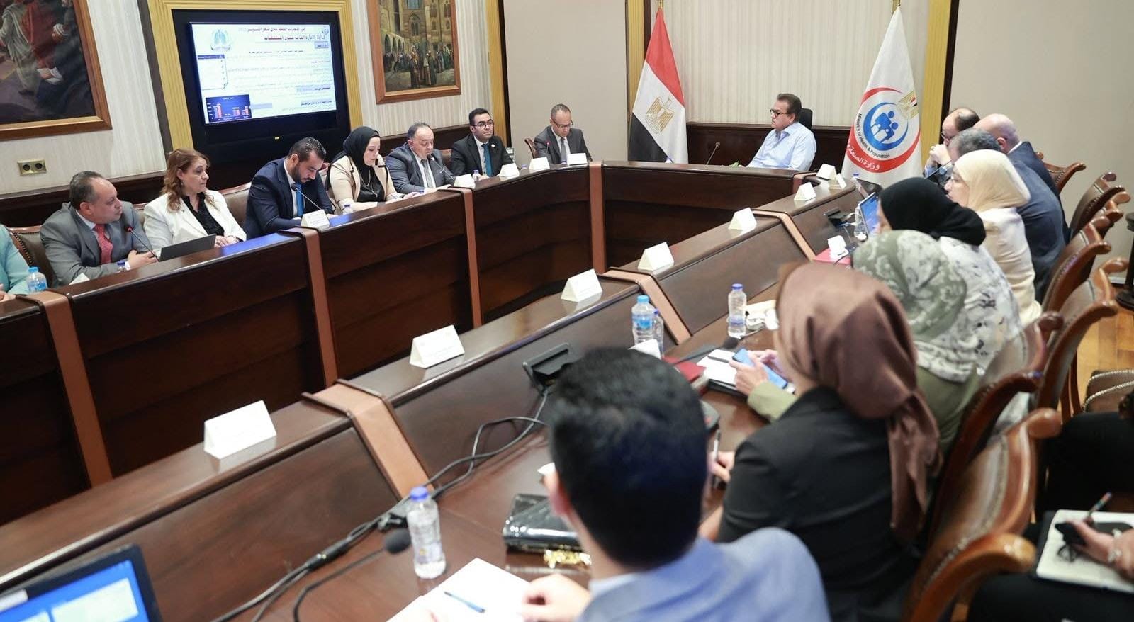 وزير الصحة يتابع إنجازات قطاع الطب العلاجي خلال أكتوبر 2025