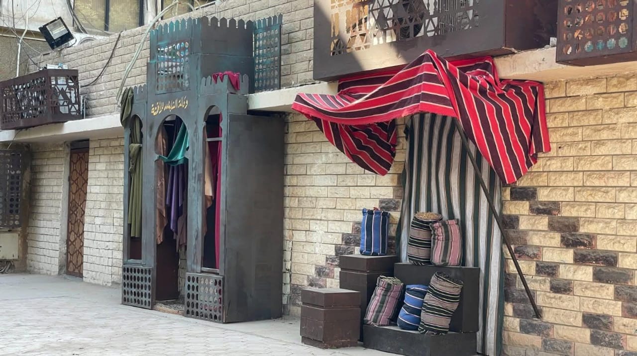 رئيسة جامعة الأقصر تفتتح لوكيشن سينمائي مستوحى من الطراز المملوكي بكلية الفنون الجميلة