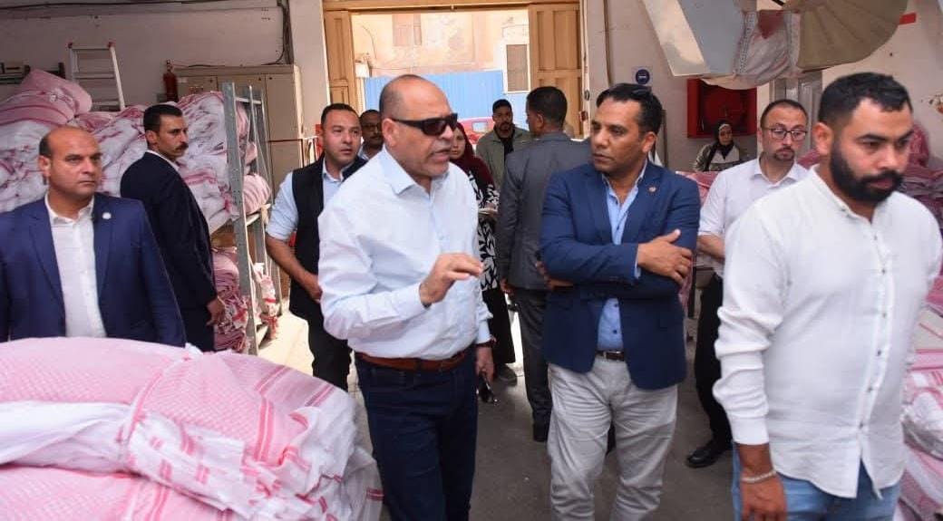 وزير العمل يقود جولة تفتيشية جديدة بالسويس لتطبيق قانون العمل الجديد