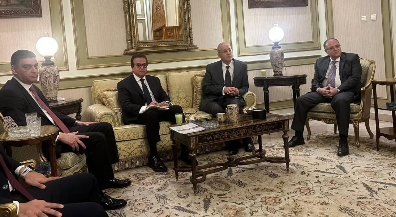 وزير الصحة يلتقي وفد اتحاد الغرف التركية.. تفاصيل