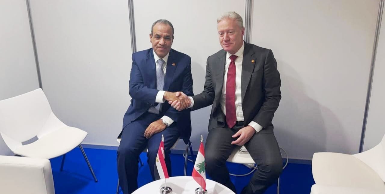 وزير الخارجية يلتقي نظيره اللبناني