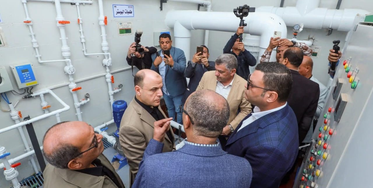وزير الإسكان ومحافظ كفرالشيخ يفتتحان محطة مياه دقميرة