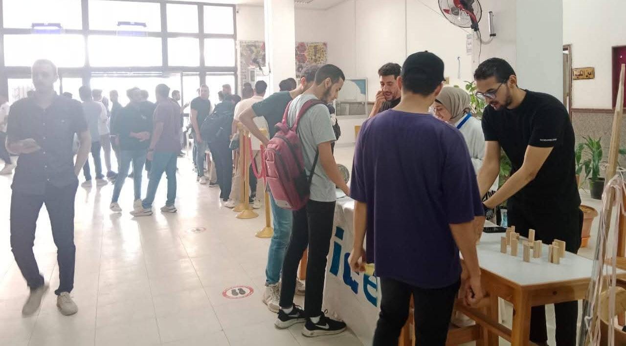 ختام فعاليات الأسبوع البيئي بهندسة قناة السويس