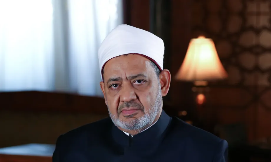 شيخ الأزهر يعزى تركيا فى ضحايا تحطم طائرة عسكرية ويتضامن مع أسرهم