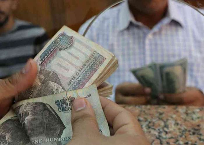 حقيقة وجود حزمة اجتماعية جديدة وزيادة الأجور.. الحكومة تحسمها