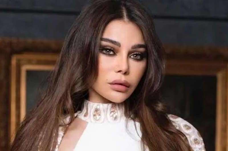 القضاء الإداري يلغي قرار نقيب الموسيقيين بمنع هيفاء وهبي من الغناء
