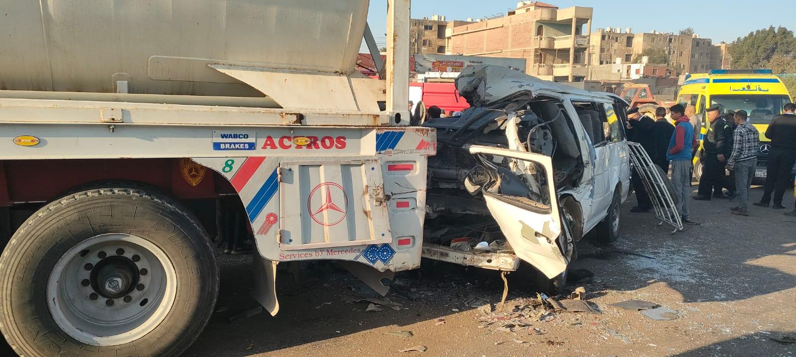 ارتفاع ضحايا حادث الطريق الصحراوي إلى 4 وفيات و19 مصابًا بوادي النطرون