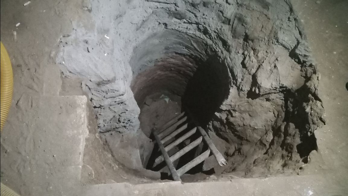 ضبط المتهمين بالتنقيب عن الآثار فى الجيزة