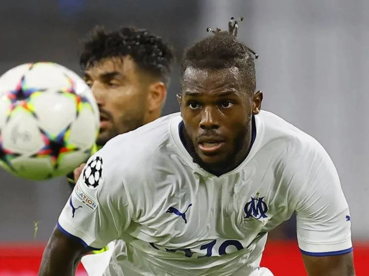 بموافقة اللاعب.. الاتحاد السعودي يقترب من حسم صفقة ظهير لاتسيو الإيطالي