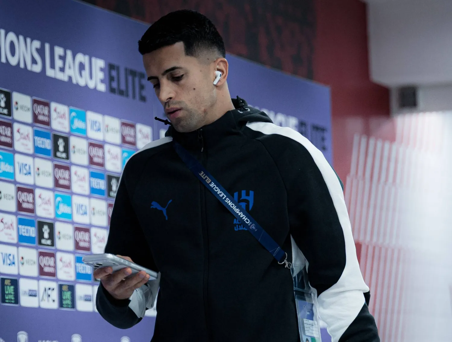 كانسيلو على أعتاب الرحيل من الهلال.. وراتبه المرتفع "عقبة" أمام الأندية