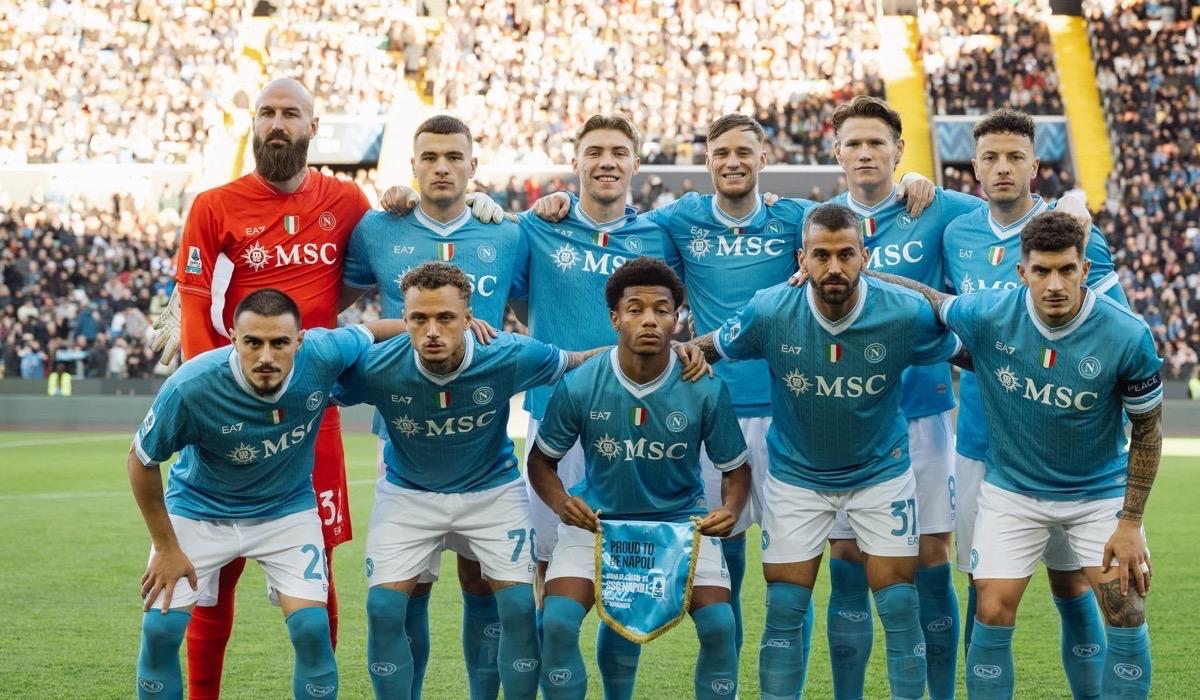 نابولي يفرط في فرصة الإنفراد بصدارة الكالشيو