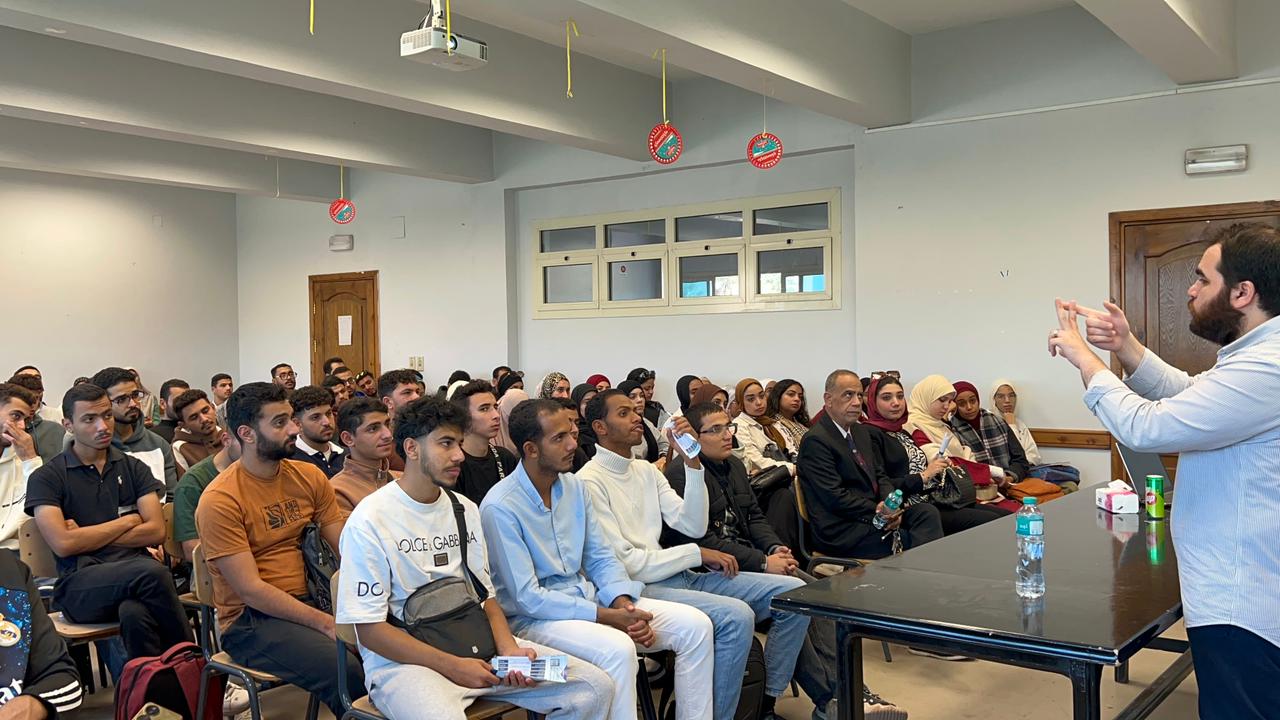 حلوان التكنولوجية الدولية تنظم ورشة عمل في النظم المدمجة