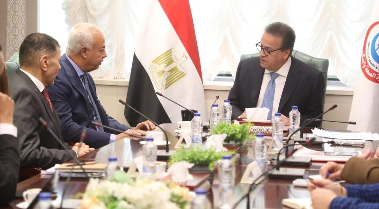 وزير الصحة يستقبل وفد شركة جمجوم فارما.. تفاصيل