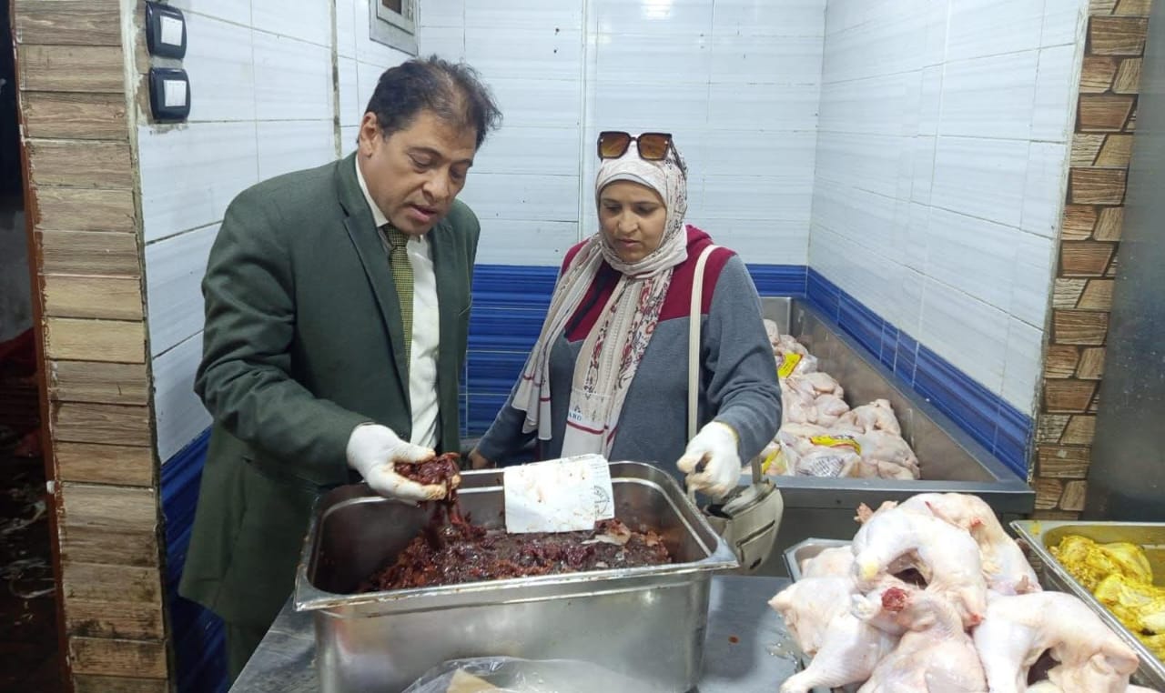 بيطري الأقصر يشن حملات لمراقبة جودة السلع الغذائية المقدمة للمواطنين