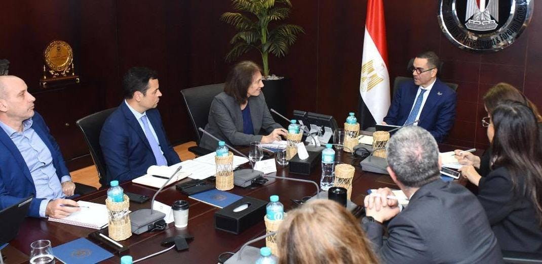 وزير الاستثمار يلتقي بعثة صندوق النقد الدولي.. تفاصيل
