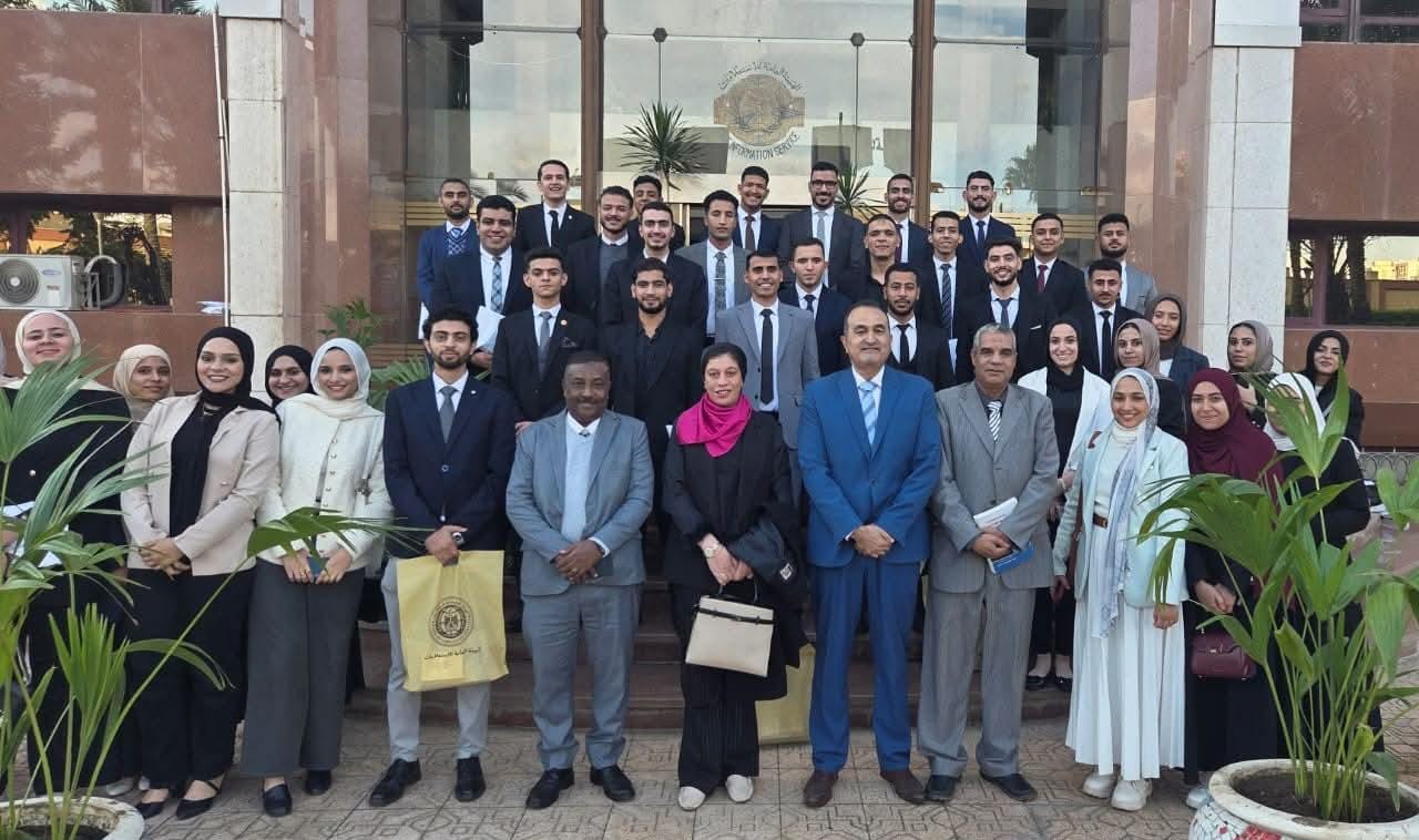 كلية السياسة والاقتصاد بجامعة بني سويف تنظم زيارة ميدانية للهيئة العامة للاستعلامات