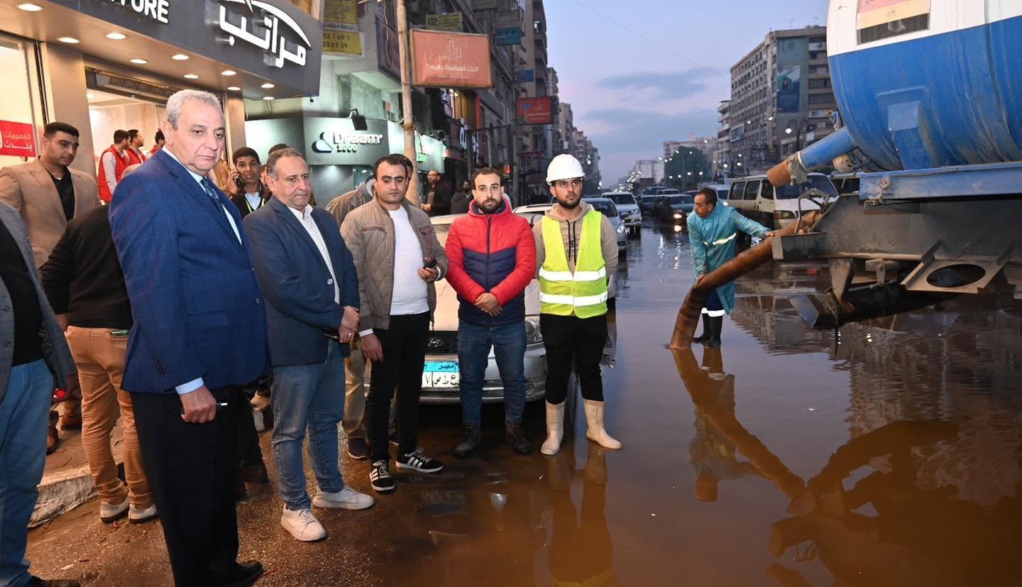 محافظ الغربية يقود متابعة ميدانية لعمليات شفط مياه الأمطار في المحلة وطنطا وكفر الزيات