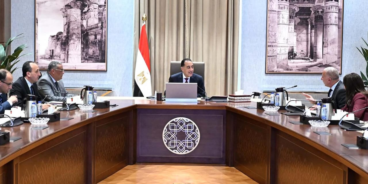 رئيس الوزراء يناقش عددا من الفرص الاستثمارية بمنطقة "المثلث الذهبي"