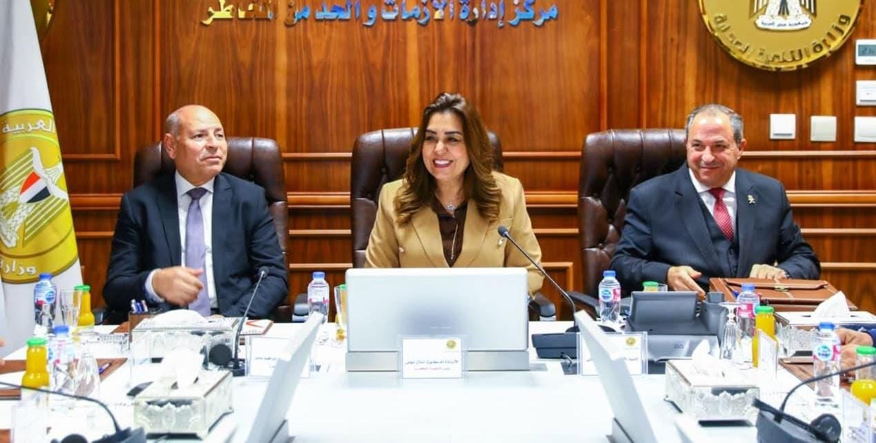 تفاصيل لقاء وزيرة التنمية المحلية مع محافظ القاهرة ومحافظ بورسعيد