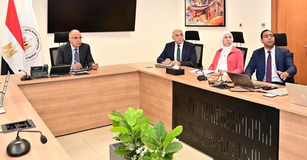 وزير الرى يتابع موقف الإعداد لعقد أولى اجتماعات "المجلس الأعلى للمياه"