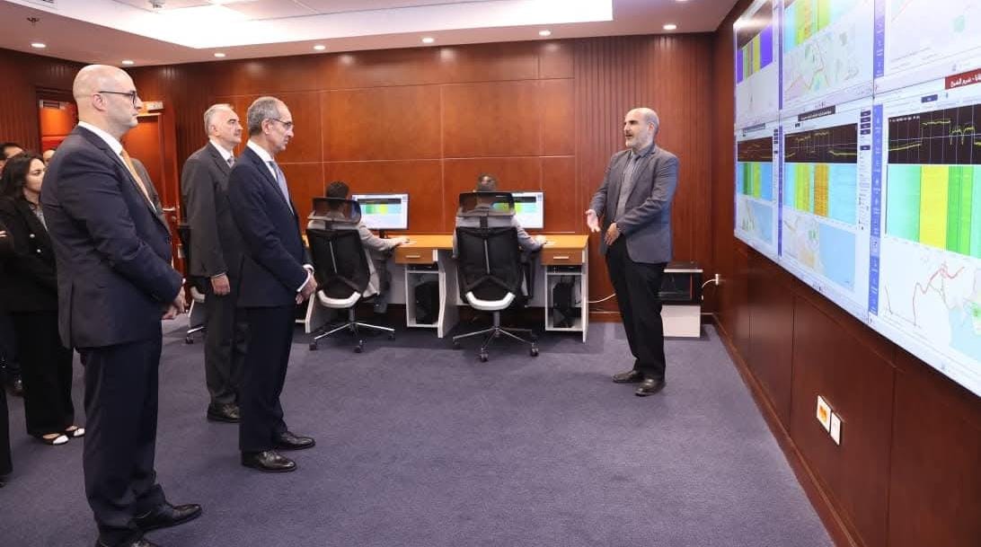 وزير الاتصالات يفتتح مقر مركز مراقبة الطيف الترددي بالجيزة