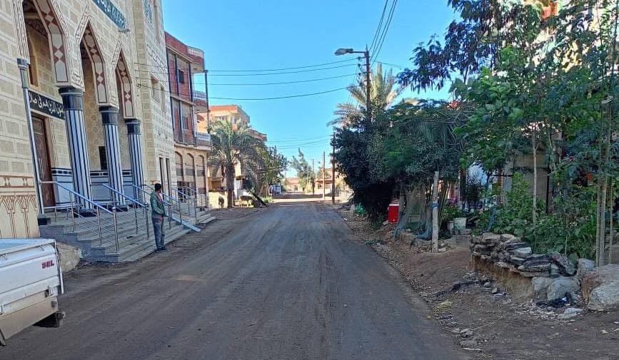 محافظ كفرالشيخ: الإنتهاء من أعمال الرصف بطريق منشأه "سلامة ـ الهجين"