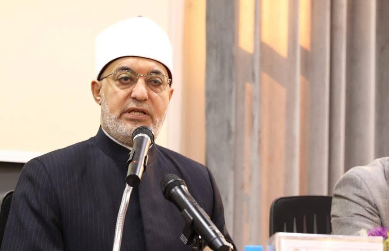 مفتي الجمهورية: الأزهر خط الدفاع الأول في مواجهة الحروب الفكرية