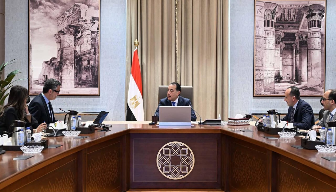رئيس الوزراء يتابع مع وزير التموين مستجدات ملف تطوير منظومة الدعم