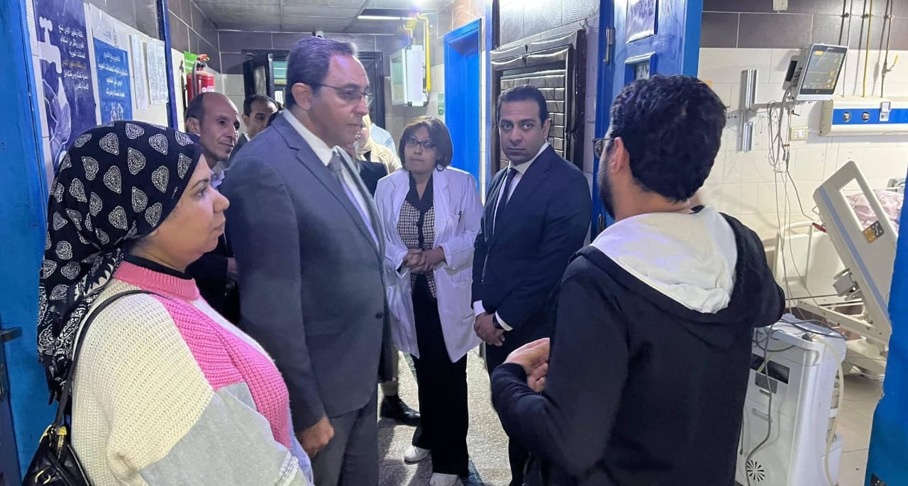 محافظ قنا يفاجئ مستشفى قنا العام لمتابعة مستوى الخدمات الصحية
