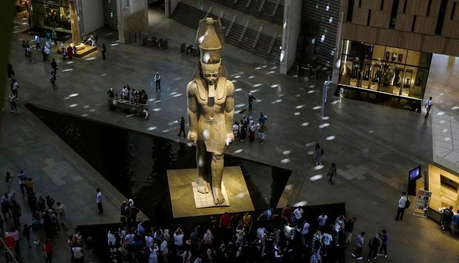وزير السياحة والآثار: 19 مليون سائح زاروا مصر خلال عام 2025