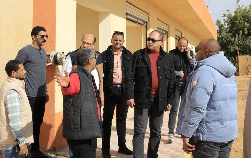 رئيس هيئة تنمية الصعيد يتفقد مشروعات الهيئة بمحافظة أسوان