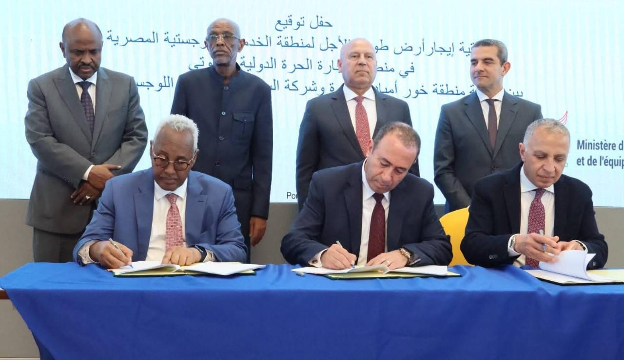 مصر وجيبوتي توقعان عدداً من الاتفاقيات في مجالات النقل البحري والمناطق اللوجيستية