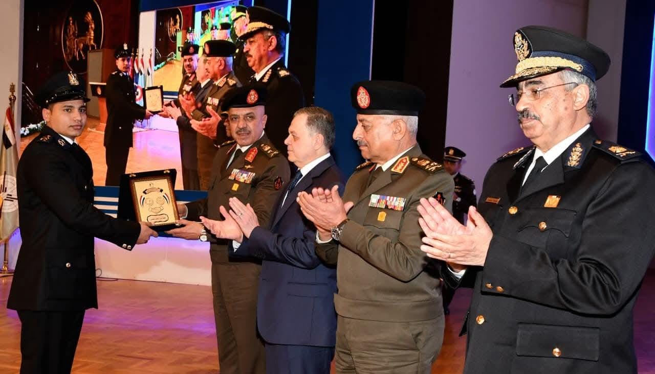 وزارتا "الدفاع" و"الداخلية" تعقدان لقاء لبحث سبل تعزيز التعاون الأمني