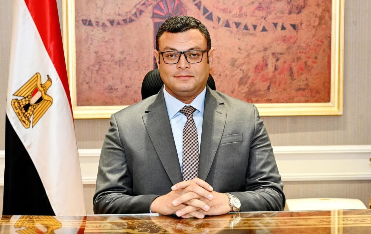 وزير الإسكان يتابع مستجدات تقنين الأوضاع بالأراضي المضافة لمدن الشروق والعبور الجديدة وسفنكس الجديدة