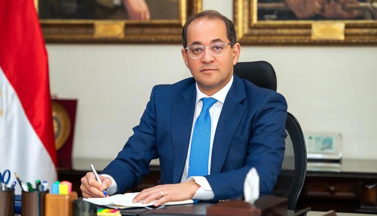 وزير المالية: غداً بدء التطبيق الإلزامي لنظام «ACI» جواً