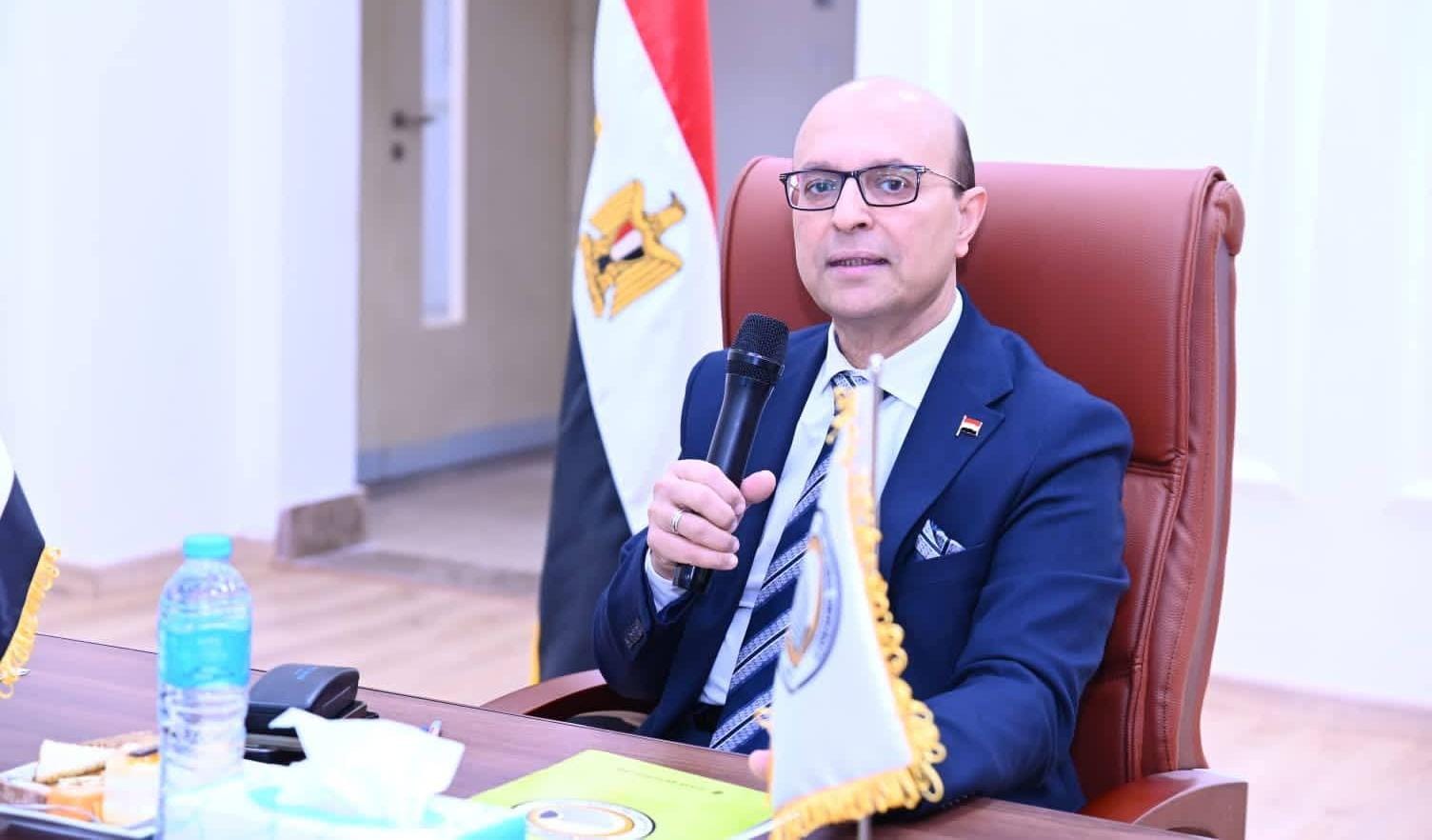"المنشاوي" يترأس الاجتماع السادس عشر للمجلس الأكاديمي لجامعة أسيوط الأهلية