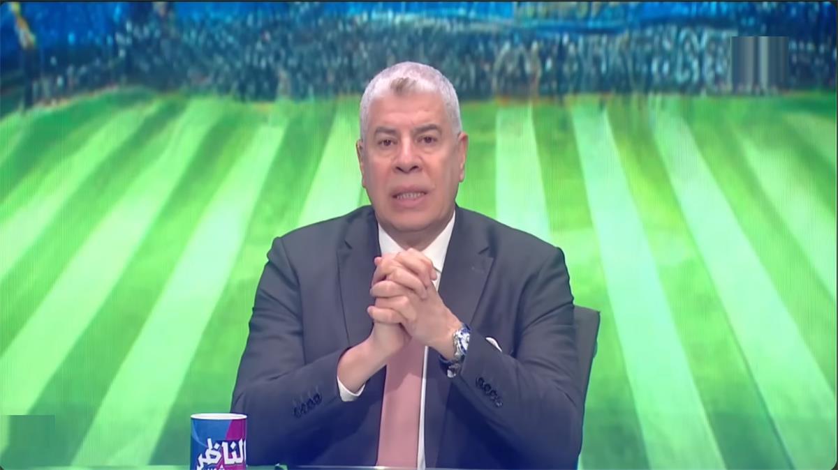 شوبير لـ مدير الكرة بالزمالك: أنت مالك بأرض أكتوبر