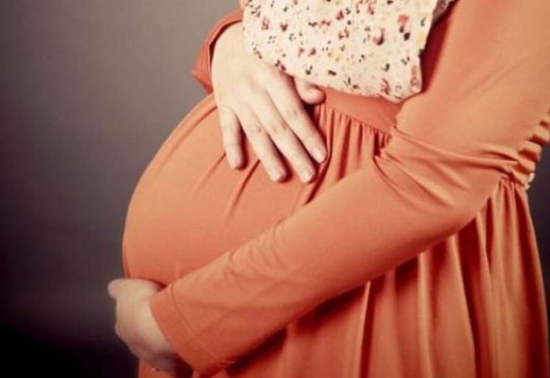 كيف تختار الحامل ملابسها؟