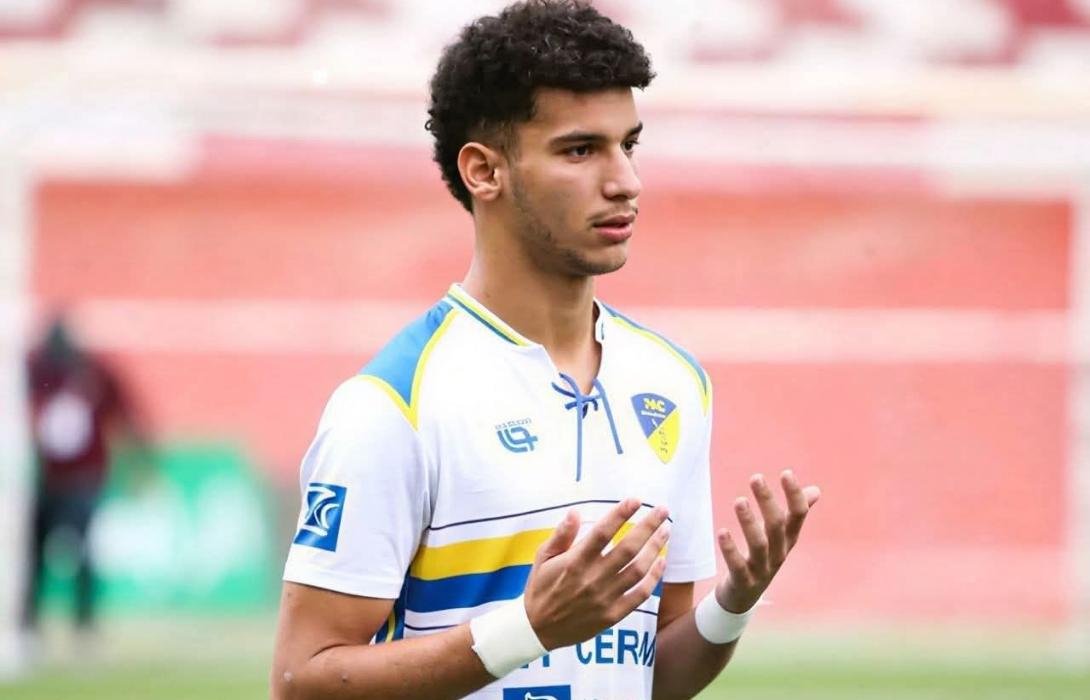 الأهلي يجدد مفاوضاته لضم رمضاوي