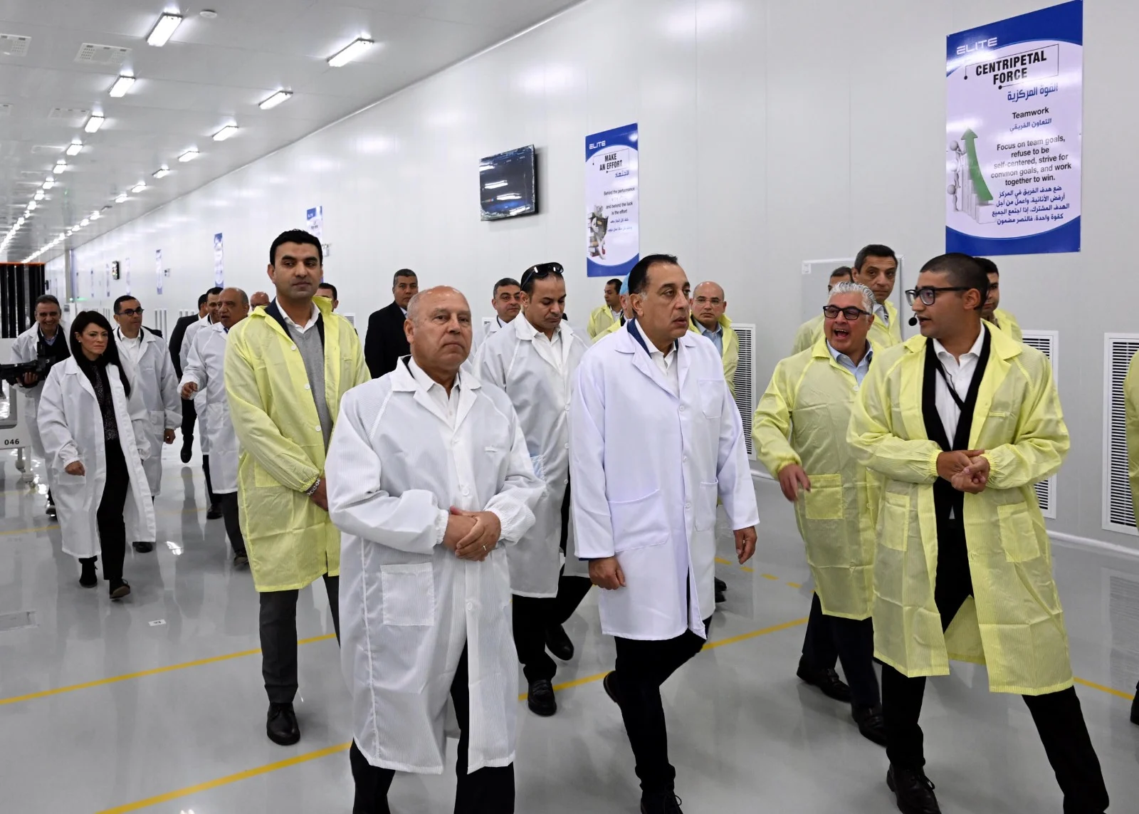 مدبولى يفتتح مجمع مصانع "إيليت سولار" لتكنولوجيا الطاقة الشمسية
