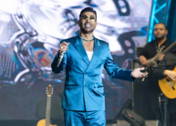 سر إلغاء حفل أحمد سعد في البحرين. الفنان يرد